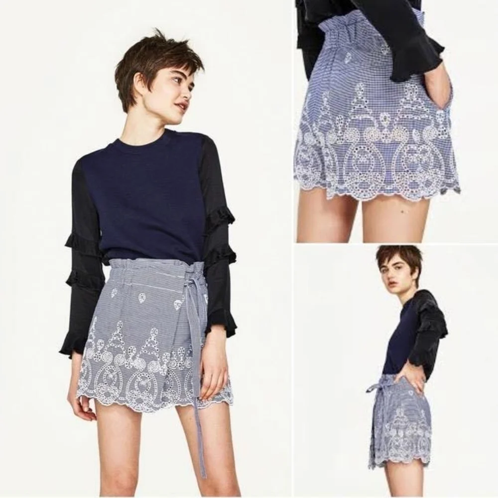 Zara eyelet lace gingham shorts